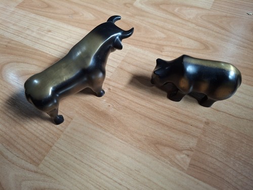 Bulle und bär bronze - und, bär,
